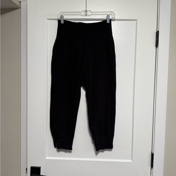 Lululemon Align High-Rise Jogger Crop Black Size 6 - Picture 3 of 5
